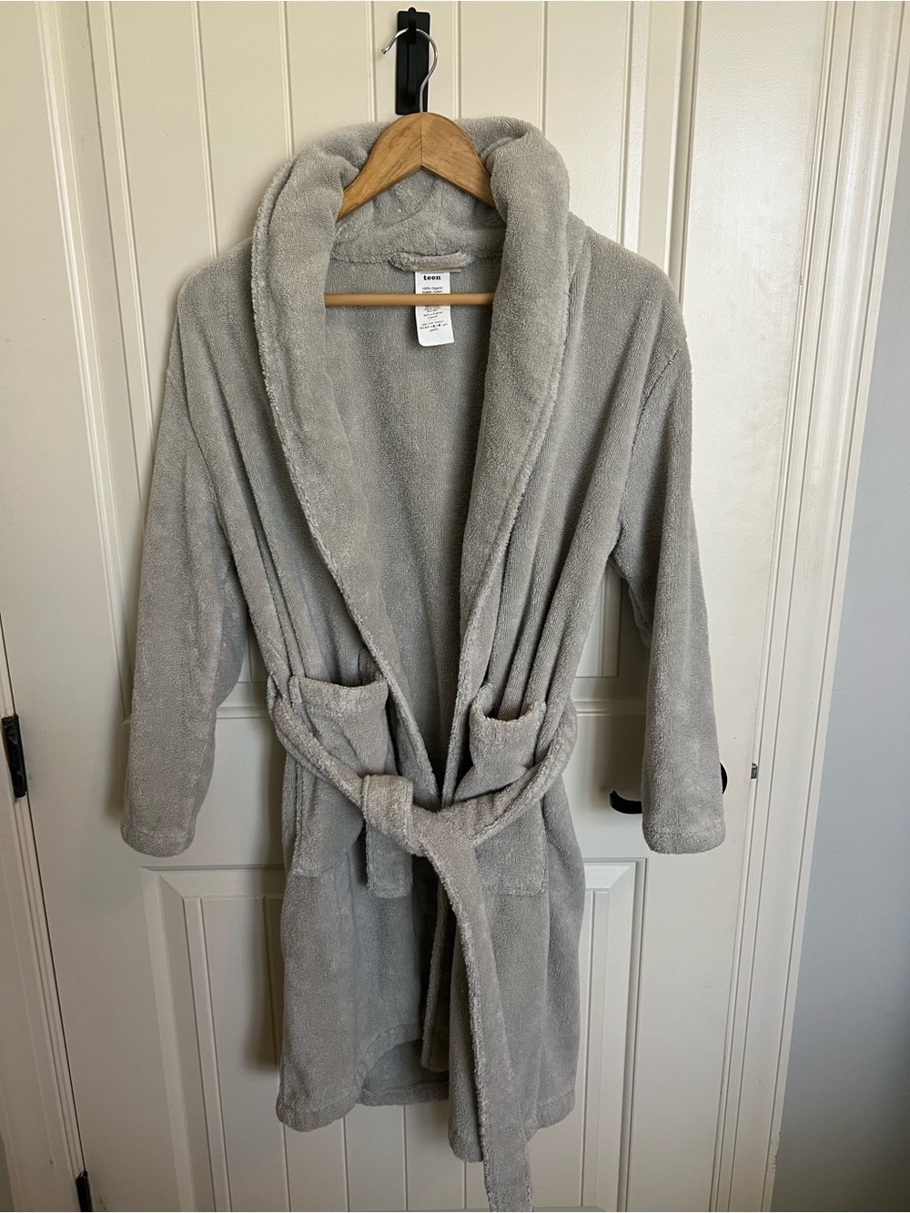 Pottery Barn ‘teen' Organic Cotton Plush Hooded Robe in Light Gray XS/S